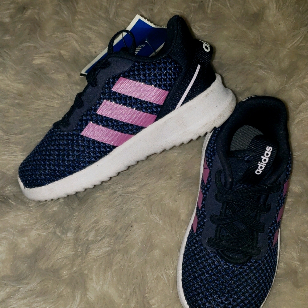 Little girls tennys!